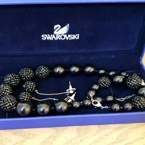 SWAROVSKI  JEWERLY SET